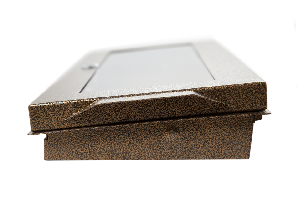 BBO Poker Tables: Dealer Tray Options